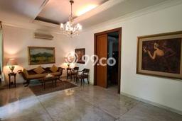 Siap Huni Rumah Mewah 5 Kamar di Kebayoran Baru Dekat ke Mana Pun Siap Huni Rumah Mewah 5 Kamar di Kebayoran Baru Dekat ke Mana Pun