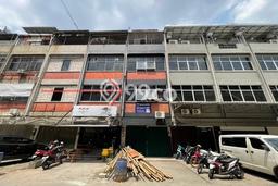Ruko Bagus Dijual LB 270m2 Lokasi Strategis Jakarta Barat Area Cocok untuk Bisnis Ruko Bagus Dijual LB 270m2 Lokasi Strategis Jakarta Barat Area Cocok untuk Bisnis