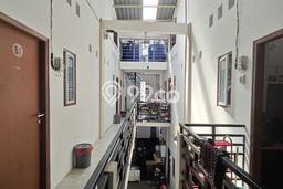 PROPERTI PILIHAN! Rumah area Sambiroto, Luas 167m2m² Bangunan 359m2m² PROPERTI PILIHAN! Rumah area Sambiroto, Luas 167m2m² Bangunan 359m2m²