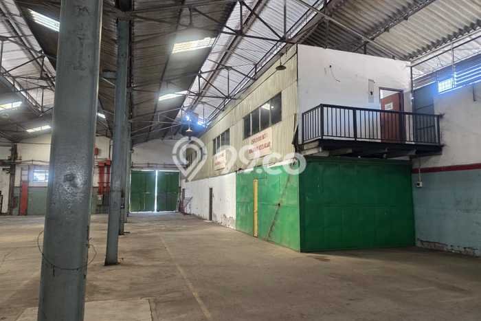 FOR RENT! Gudang di Srondol Cocok untuk Bisnis 1800m2 FOR RENT! Gudang di Srondol Cocok untuk Bisnis 1800m2