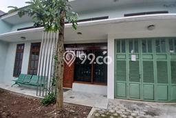 Lokasi strategis! Rumah siap huni dikontrakkan di Semarang Selatan LB 320m2 Lokasi strategis! Rumah siap huni dikontrakkan di Semarang Selatan LB 320m2