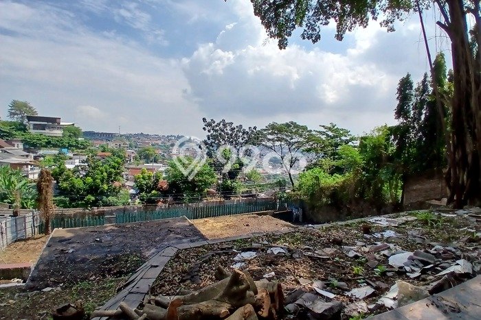 Lahan Strategis di Candisari Semarang Disewakan dengan Luas 1820m2 Lahan Strategis di Candisari Semarang Disewakan dengan Luas 1820m2