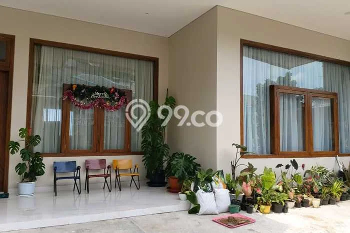 Rumah Elit Modern Tanpa Renovasi di Jomblang Semarang Rumah Elit Modern Tanpa Renovasi di Jomblang Semarang