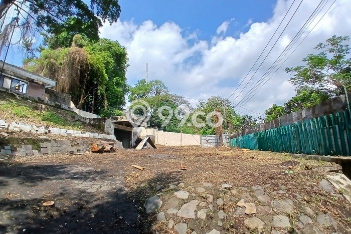 Lahan Strategis di Candisari Semarang Disewakan dengan Luas 1820m2 Lahan Strategis di Candisari Semarang Disewakan dengan Luas 1820m2