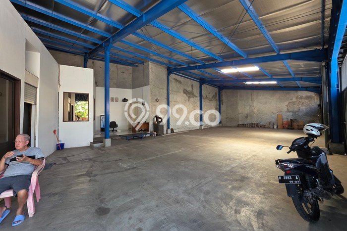 Komersial Disewa di Semarang Tengah, Semarang, LT 350m2 / LB 320m2 Komersial Disewa di Semarang Tengah, Semarang, LT 350m2 / LB 320m2