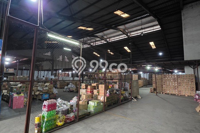 Gudang Disewa di Semarang Barat, Semarang, LT 1667m2 / LB 1370m2 Gudang Disewa di Semarang Barat, Semarang, LT 1667m2 / LB 1370m2
