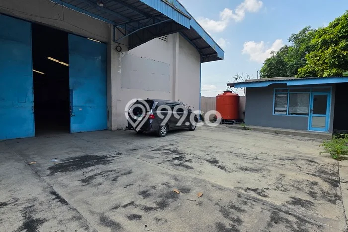 Gudang disewakan lokasi strategis Ngaliyan Semarang 900m2 Gudang disewakan lokasi strategis Ngaliyan Semarang 900m2