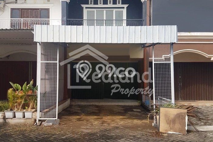 Ruko Kawasan Bisnis Kawasan Banyumanik, Luas 100m², For Rent, Ready Pakai Ruko Kawasan Bisnis Kawasan Banyumanik, Luas 100m², For Rent, Ready Pakai
