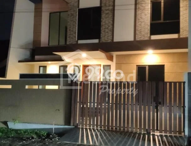Rumah Luas Asri 3 KT Siap Pakai di Puri Anjasmoro Semarang Rumah Luas Asri 3 KT Siap Pakai di Puri Anjasmoro Semarang