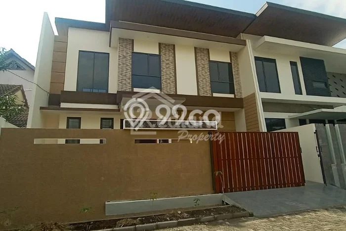 Rumah Luas Asri 3 KT Siap Pakai di Puri Anjasmoro Semarang Rumah Luas Asri 3 KT Siap Pakai di Puri Anjasmoro Semarang