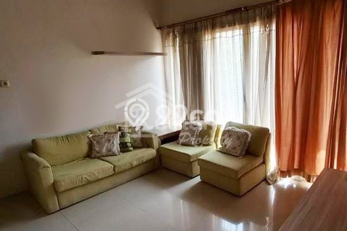 Jual Rumah Favorit Siap Huni LB 225m2 di Candisari, Semarang Jual Rumah Favorit Siap Huni LB 225m2 di Candisari, Semarang