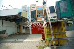 Ruko untuk disewa di Pedurungan punya LT 137m2 & LB 165m2 harga sewa kompetitif Ruko untuk disewa di Pedurungan punya LT 137m2 & LB 165m2 harga sewa kompetitif