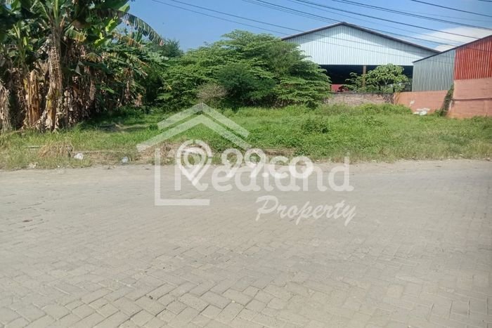 Kavling Tanah Lokasi Strategis di Genuk, Semarang Disewakan 400m2 Kavling Tanah Lokasi Strategis di Genuk, Semarang Disewakan 400m2