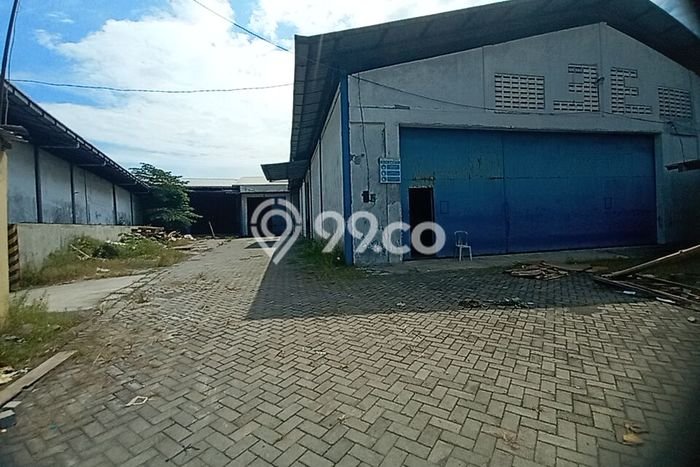 Unit Gudang Disewakan di Mranggen di Area Ramai & Strategis Unit Gudang Disewakan di Mranggen di Area Ramai & Strategis