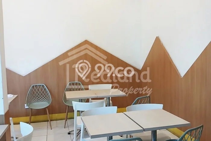 Ruko Disewa di Ungaran Barat, Semarang, LT 300m2 / LB 500m2 Ruko Disewa di Ungaran Barat, Semarang, LT 300m2 / LB 500m2