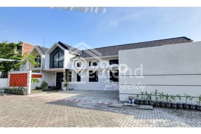 Dijual Rumah 4 Kamar Lokasi Strategis Nyaman dan Strategis di Tembalang Dijual Rumah 4 Kamar Lokasi Strategis Nyaman dan Strategis di Tembalang