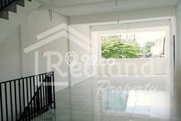 LOKASI STRATEGIS! Ruko di Semarang Tengah, Luas 200m², Area Berkembang, Siap Bisnis LOKASI STRATEGIS! Ruko di Semarang Tengah, Luas 200m², Area Berkembang, Siap Bisnis