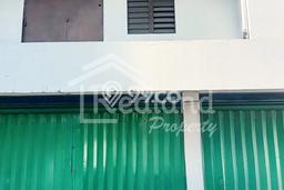 HARGA BERSAING! Ruko di Semarang Barat, Luas 200m², Lokasi Komersial HARGA BERSAING! Ruko di Semarang Barat, Luas 200m², Lokasi Komersial