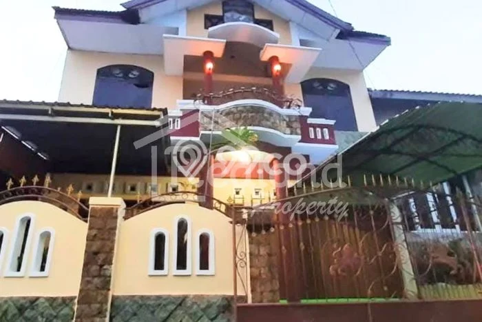 Untuk Dijual Kost di Semarang Selatan, Semarang, 12 KT, 12 KM, Luas 360m2 Untuk Dijual Kost di Semarang Selatan, Semarang, 12 KT, 12 KM, Luas 360m2