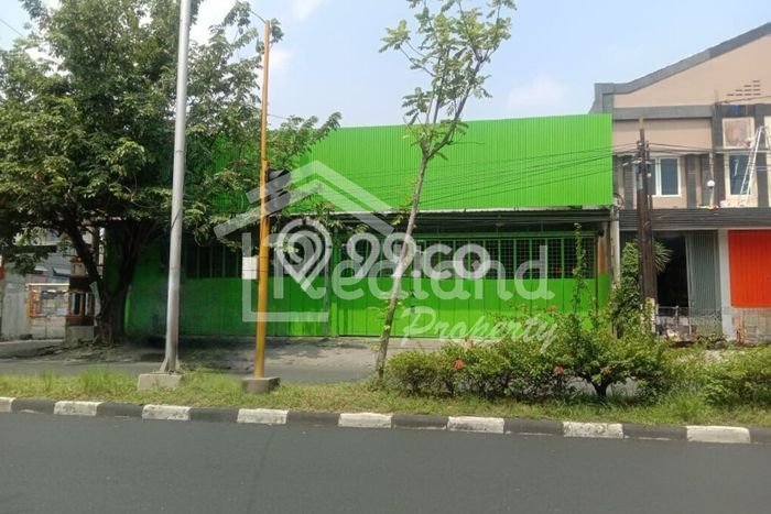PROSPEK BAGUS! Gudang di Pedurungan, Luas 600m², Potensi Keramaian Tinggi PROSPEK BAGUS! Gudang di Pedurungan, Luas 600m², Potensi Keramaian Tinggi