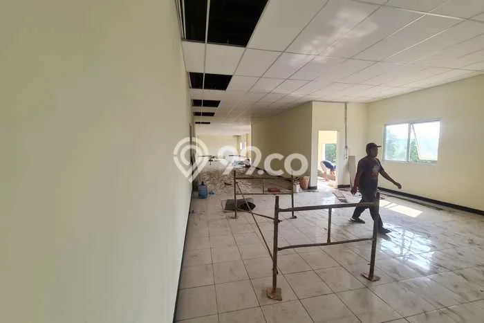 Unit Gudang Disewa Lokasi Lippo Cikarang, Cikarang Spesifikasi Luas Bangunan 3404m2 Unit Gudang Disewa Lokasi Lippo Cikarang, Cikarang Spesifikasi Luas Bangunan 3404m2