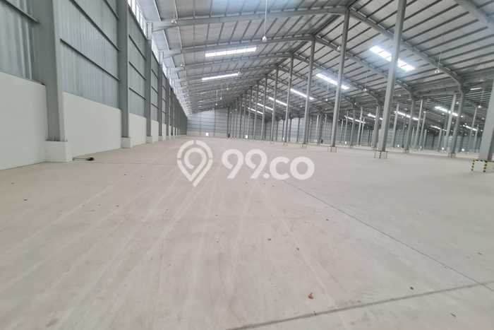 Gudang untuk disewa di Lippo Cikarang punya LT 36480m2 & LB 18144m2 harga sewa kompetitif Gudang untuk disewa di Lippo Cikarang punya LT 36480m2 & LB 18144m2 harga sewa kompetitif