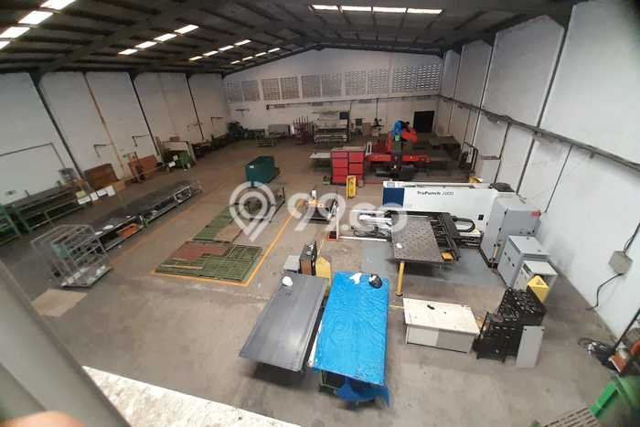 Unit Gudang Dijual di Bekasi LT 1665m2 & LB 1000m2 Unit Gudang Dijual di Bekasi LT 1665m2 & LB 1000m2