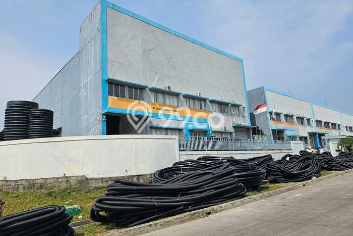 Gudang disewakan lokasi strategis Lippo Cikarang Cikarang 1700m2 Gudang disewakan lokasi strategis Lippo Cikarang Cikarang 1700m2