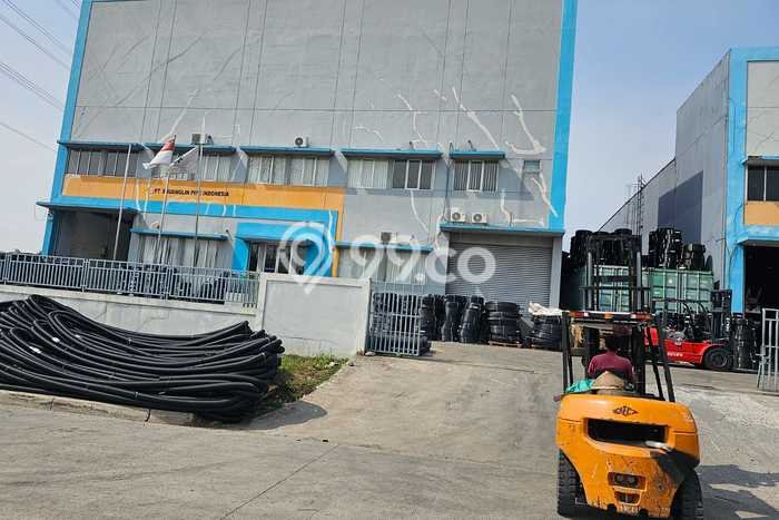 Gudang Komersial Disewakan di Lippo Cikarang Cikarang Luas 1500m2 Gudang Komersial Disewakan di Lippo Cikarang Cikarang Luas 1500m2