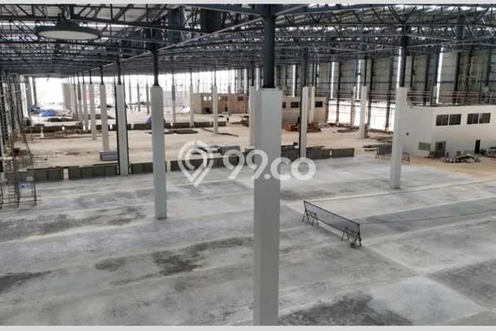 Unit Gudang Paling Strategis di Telukjambe Barat Karawang dengan LB 3825m2 Unit Gudang Paling Strategis di Telukjambe Barat Karawang dengan LB 3825m2