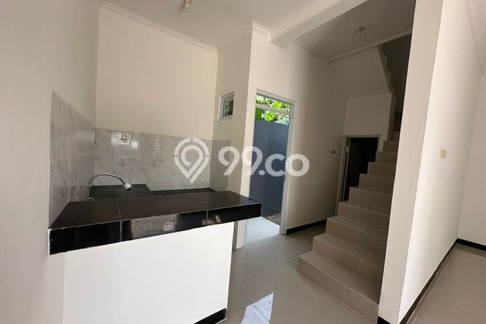 Rumah Luas Asri 2 KT Siap Pakai di Padurenan Bekasi Rumah Luas Asri 2 KT Siap Pakai di Padurenan Bekasi