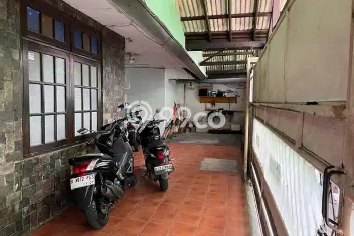 Hunian Cantik Modern Lb 180m2 di Kemayoran, Jakarta Pusat Hunian Cantik Modern Lb 180m2 di Kemayoran, Jakarta Pusat