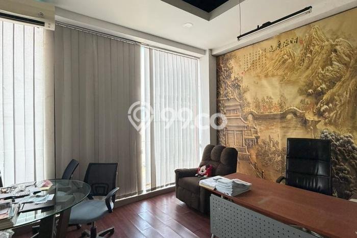 Gudang Dijual di Jakarta Barat LT 1200m2 & LB 400m2 Lokasi Terbaik! Gudang Dijual di Jakarta Barat LT 1200m2 & LB 400m2 Lokasi Terbaik!