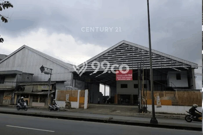 Gudang disewakan di Cibinong Bogor dengan luas bangunan 1400m2 Gudang disewakan di Cibinong Bogor dengan luas bangunan 1400m2