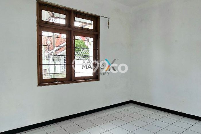 Rumah Minimalis 3 KT LT 263m2 di Araya Rumah Minimalis 3 KT LT 263m2 di Araya