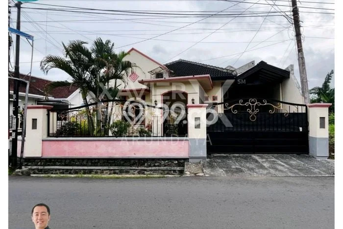 Hunian Cantik Modern Lb 120m2 di Sumbersari, Jember Hunian Cantik Modern Lb 120m2 di Sumbersari, Jember