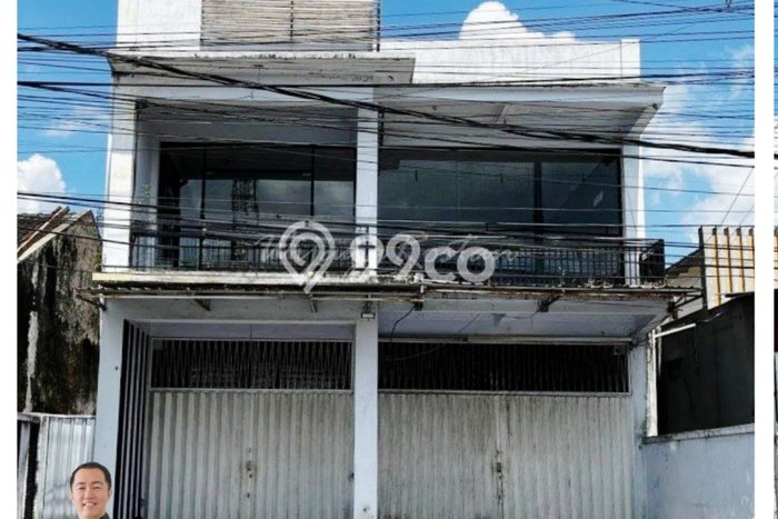 Ruko Dijual di Sumbersari Jember dengan Luas Bangunan 270m2 Ruko Dijual di Sumbersari Jember dengan Luas Bangunan 270m2