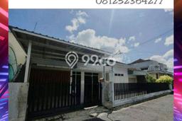 Rumah Cantik Siap Pakai Di Kaliwates Luas 300m2 Lokasi Strategis Rumah Cantik Siap Pakai Di Kaliwates Luas 300m2 Lokasi Strategis