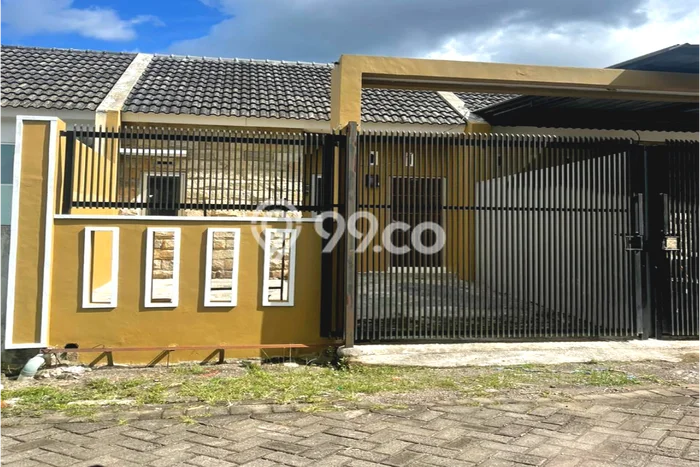 PREMIUM LIVING! Rumah di Patrang, 2 KT, Area Berkembang, LT 60m2m² Bangunan 36m2m² PREMIUM LIVING! Rumah di Patrang, 2 KT, Area Berkembang, LT 60m2m² Bangunan 36m2m²