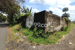 Lahan Strategis di Patrang Dijual dengan Luas 814m2 Lahan Strategis di Patrang Dijual dengan Luas 814m2