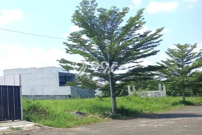 Tanah Dijual Lokasi Kaliwates, Jember Luas 400m2 Legalitas Aman Tanah Dijual Lokasi Kaliwates, Jember Luas 400m2 Legalitas Aman