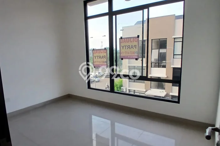 Disewakan! Rumah 2 Kamar Tidur &
1 Kamar Mandi di Semanan, Jakarta Barat Disewakan! Rumah 2 Kamar Tidur &
1 Kamar Mandi di Semanan, Jakarta Barat