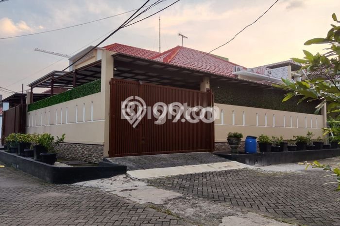 Dijual Hunian Mewah dengan Fasilitas Sekitar Komplit di Bekasi Barat, Bekasi Dijual Hunian Mewah dengan Fasilitas Sekitar Komplit di Bekasi Barat, Bekasi