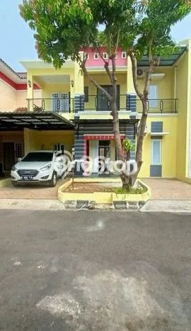 Dijual Rumah Premium dengan Fasilitas Sekitar Komplit di Bekasi Barat, Bekasi Dijual Rumah Premium dengan Fasilitas Sekitar Komplit di Bekasi Barat, Bekasi