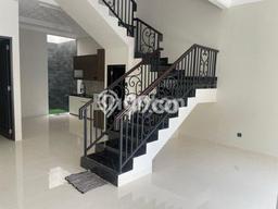 Ready to Use! Premium House LT 126m2 Desain Modern di Pondok Bambu Ready to Use! Premium House LT 126m2 Desain Modern di Pondok Bambu
