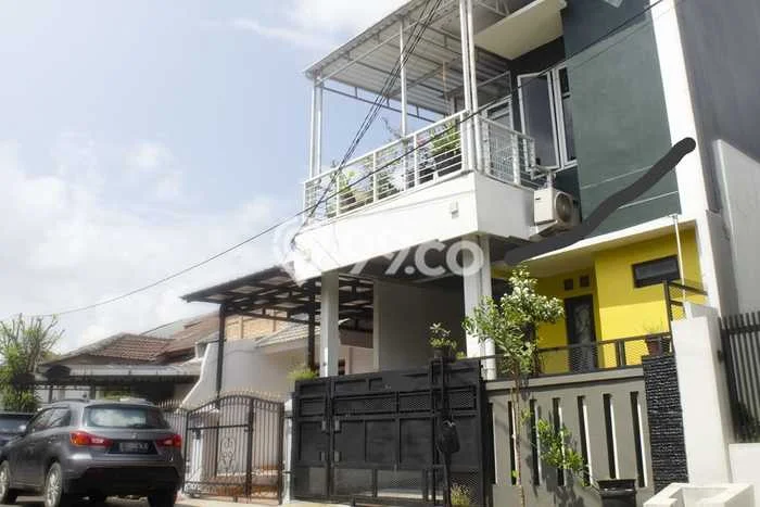 Rumah Modern 4 KT LT 86m2 di BSD Griya Loka Rumah Modern 4 KT LT 86m2 di BSD Griya Loka