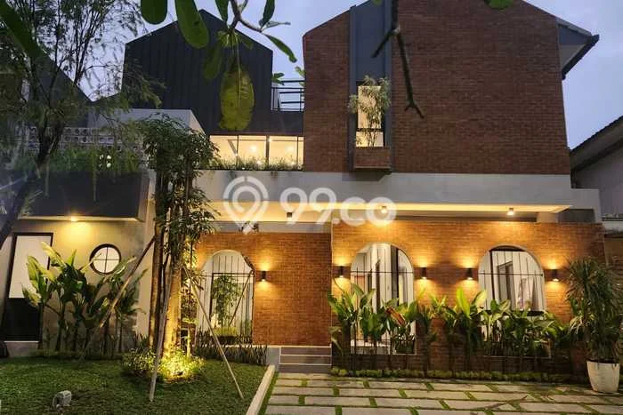 Rumah Elit Modern Tanpa Renovasi di BSD The Green Tangerang Rumah Elit Modern Tanpa Renovasi di BSD The Green Tangerang