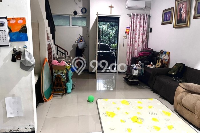 Hunian Cantik Minimalis Lb 100m2 di Setu, Tangerang Selatan Hunian Cantik Minimalis Lb 100m2 di Setu, Tangerang Selatan