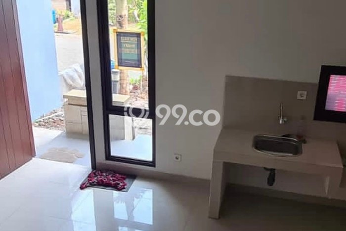 Rumah Luas Asri 2 KT Siap Pakai di BSD City Tangerang Rumah Luas Asri 2 KT Siap Pakai di BSD City Tangerang