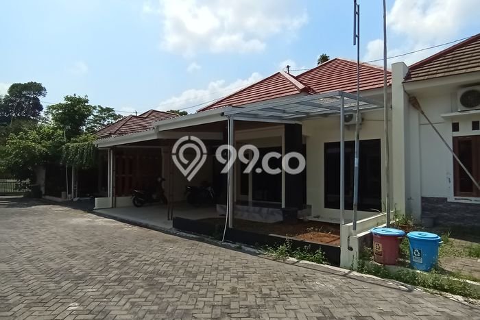 Rumah Modern 3 KT di Purwomartani Sleman Semi Furnished Rumah Modern 3 KT di Purwomartani Sleman Semi Furnished